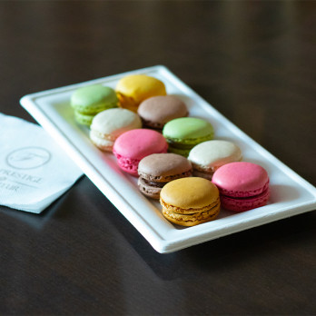Assiette rectangulaire en fibres végétales 13 x 26 cm