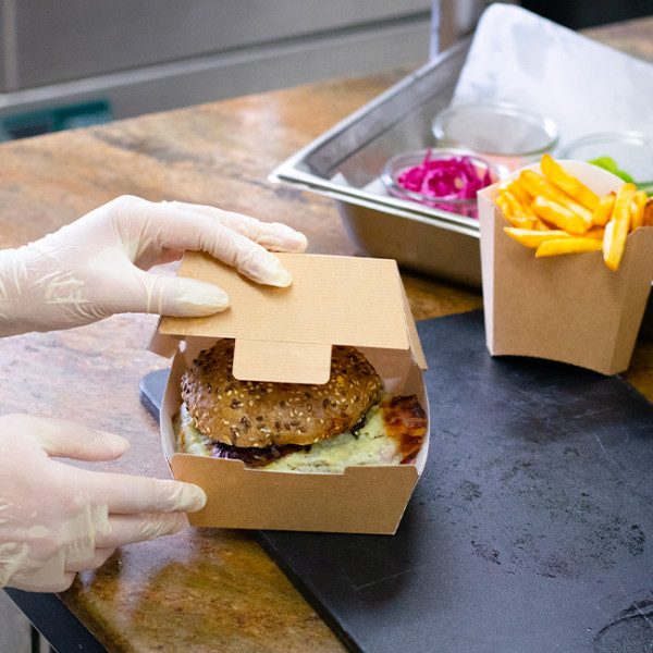 Boîte repas végétale 1000 mL et autres contenants.
