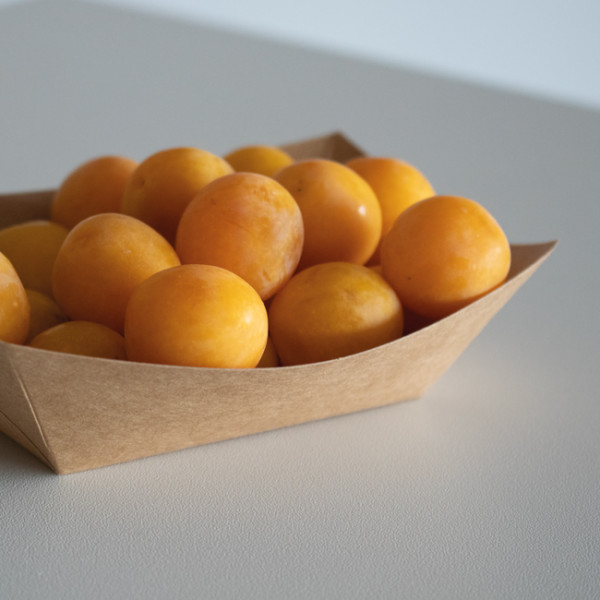 Boîte kraft rectangulaire avec fenêtre 2,1L et autres contenants.