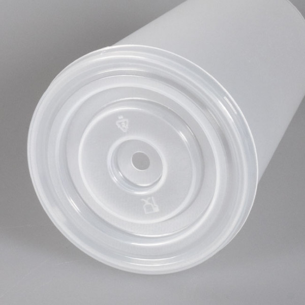 Couvercle réutilisable pour gobelet Ø 7,35 cm avec trou.