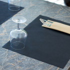 Set de table en spunbond noir 30 x 40 cm